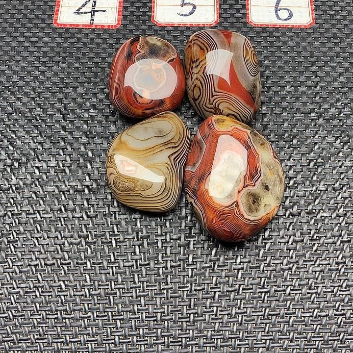 玛瑙/玉髓玛瑙未镶嵌七*