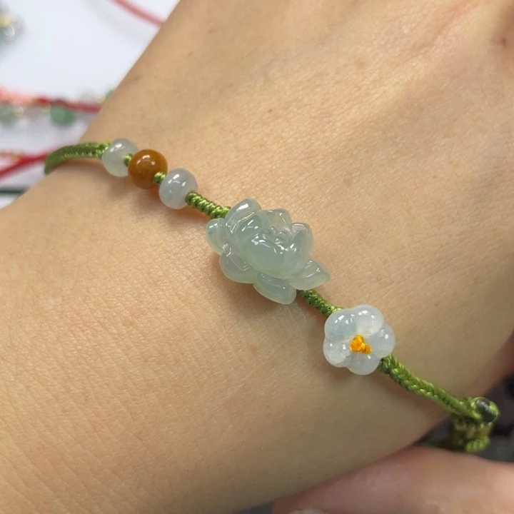 翡翠未镶嵌手绳799999999