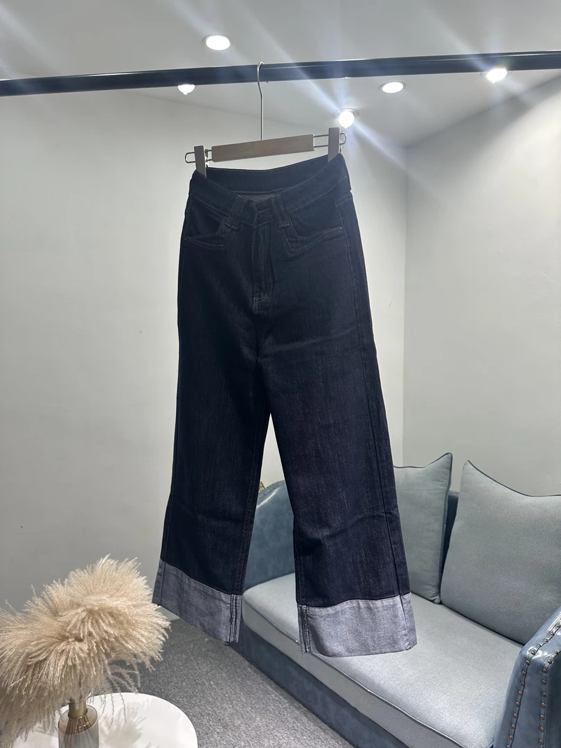 高腰卷边直筒牛仔裤女秋季大码弹力显腿修身小个子梨形身材九分裤