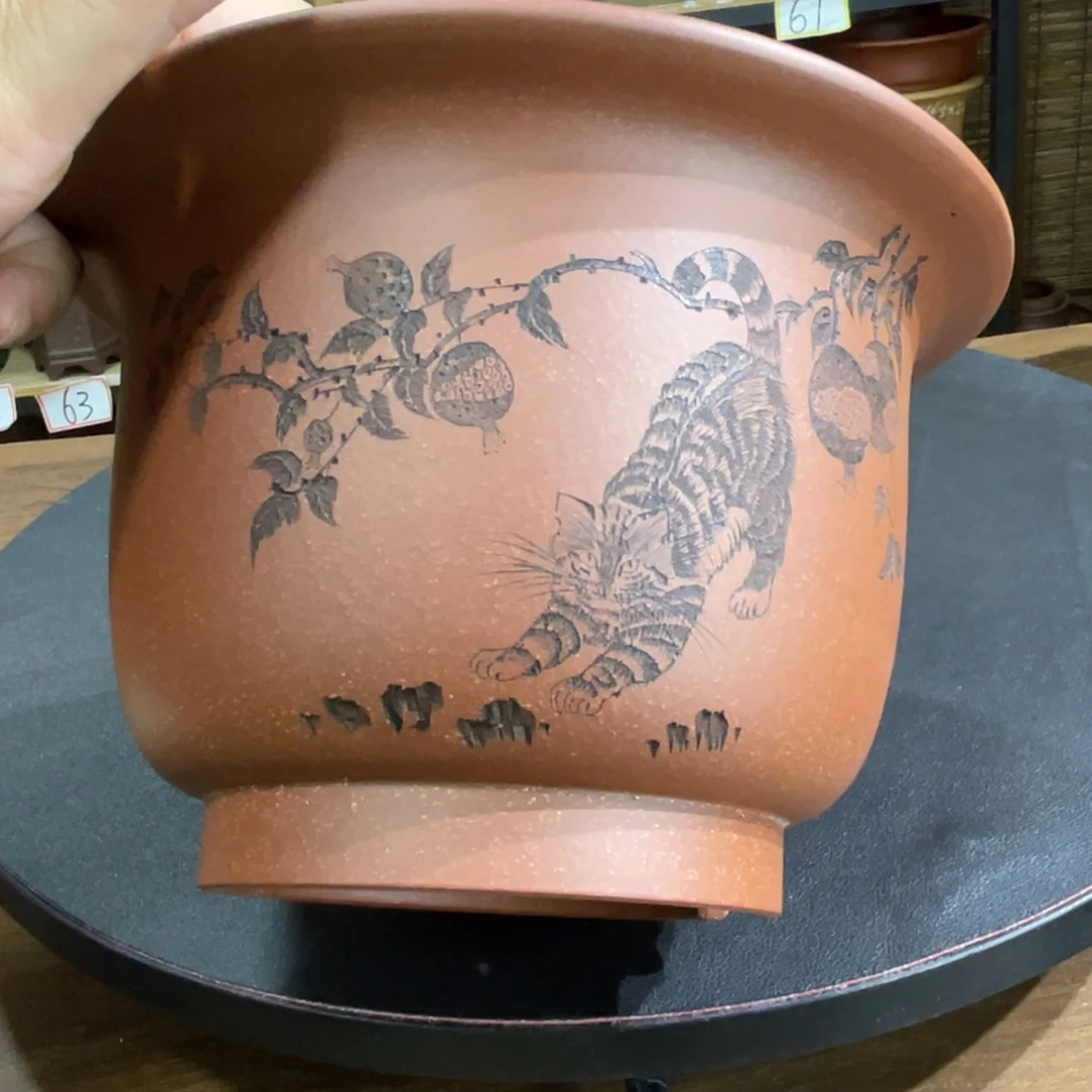 紫砂花盆紫砂花盆在这里