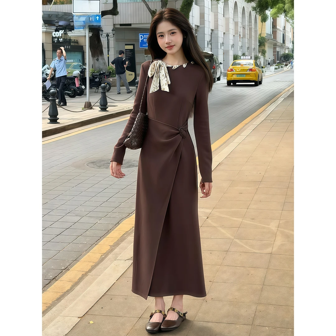 韩系小众圆领绑带长袖连衣裙子女秋季新款高级感气质修身显瘦长裙