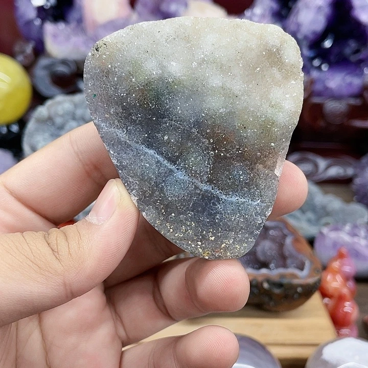 紫晶未镶嵌大型摆件（非配饰）