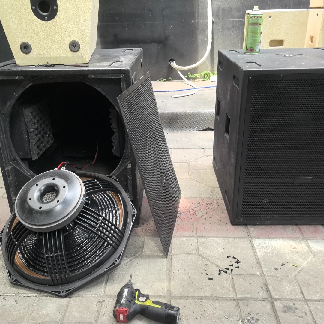 8新  二手奥雷18寸低音炮一对不包邮音箱