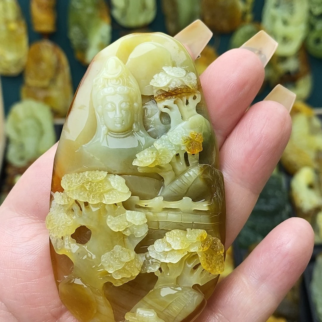 未镶嵌蛇纹石玉颈饰福利观音
