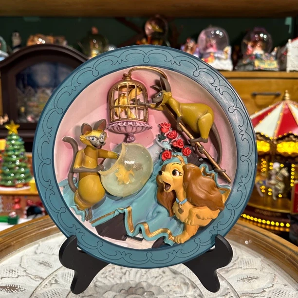 小姐与流浪汉立体墙挂式装饰盘