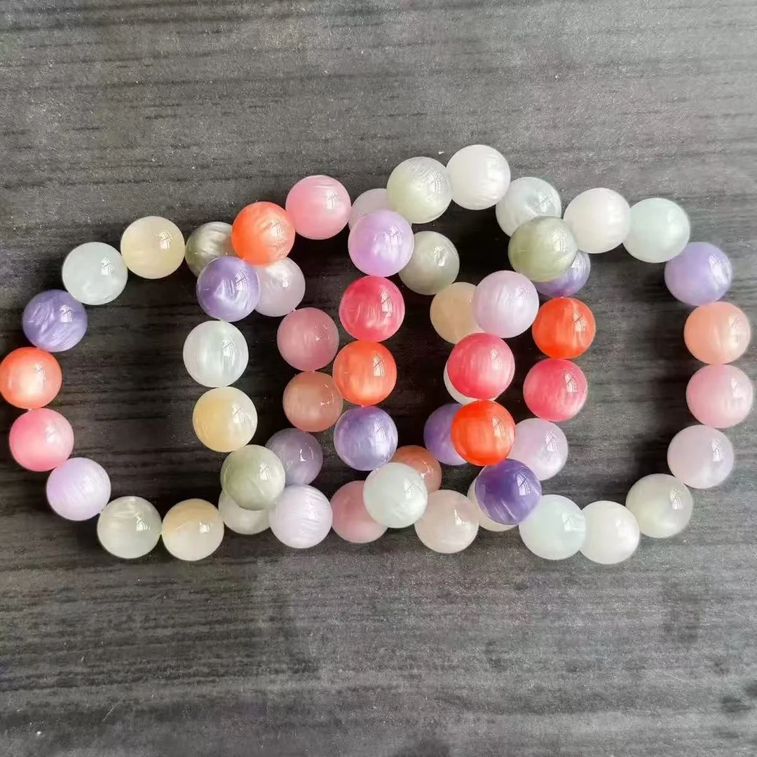 1.5cm海云母七彩光变手串 090