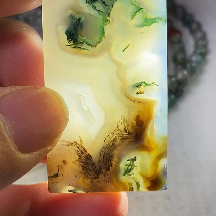 用***8玛瑙/玉髓未镶嵌吊坠(不含链)