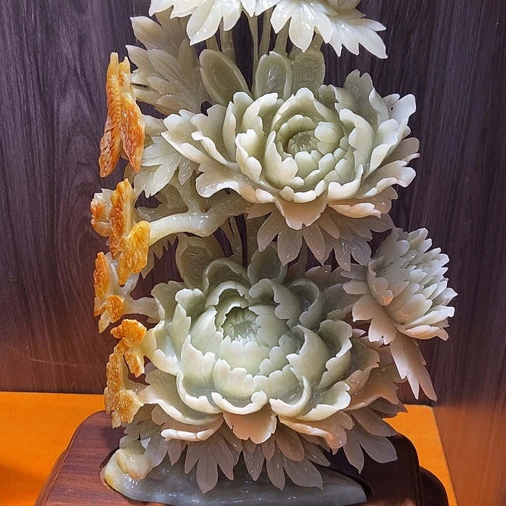 蛇纹石玉（覆膜）合金珠宝奇石