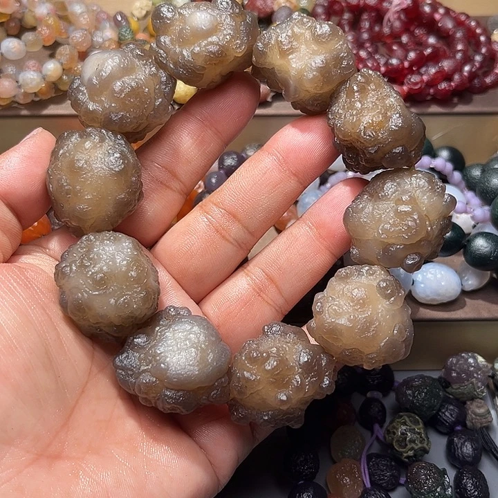 阿拉善彩玛瑙手串