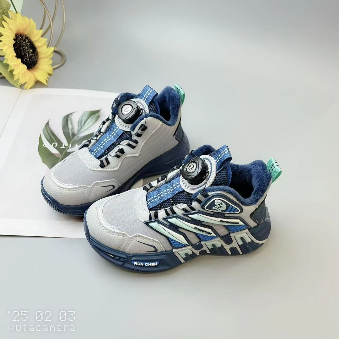 A829   新款时尚休闲百搭韩版童鞋软底休闲鞋加绒