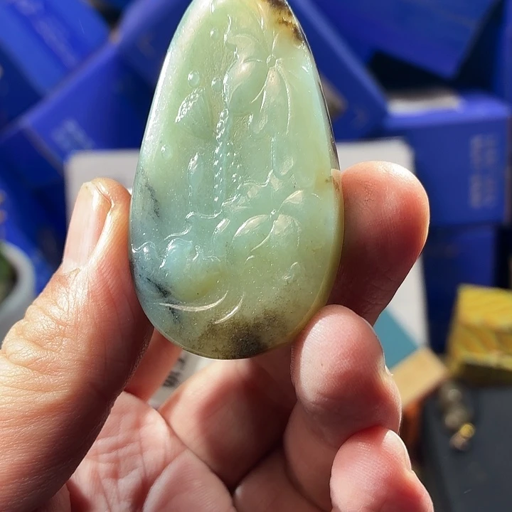 和田玉（糖玉）未镶嵌颈饰