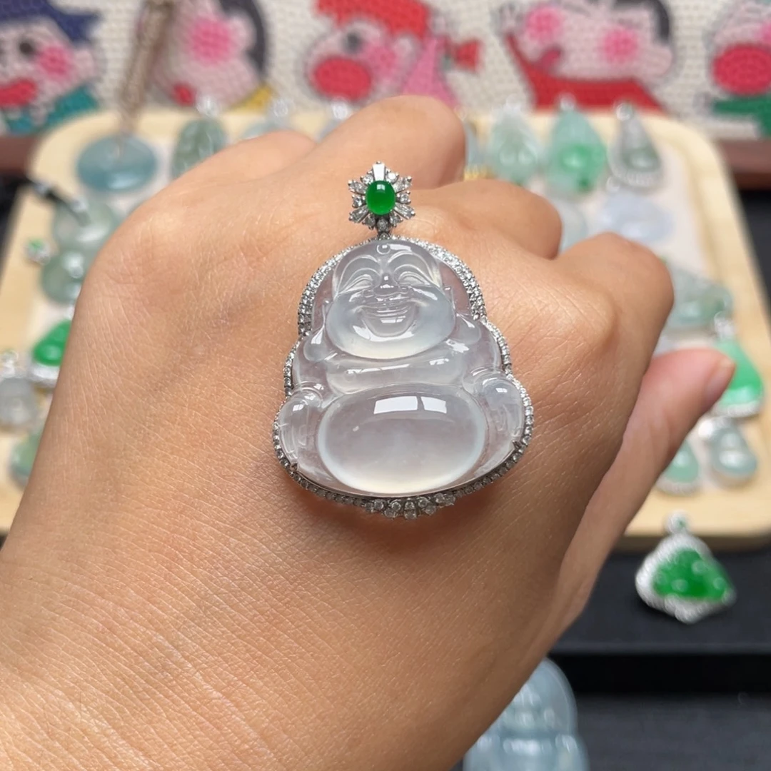 颈饰18K金镶嵌翡翠佛公