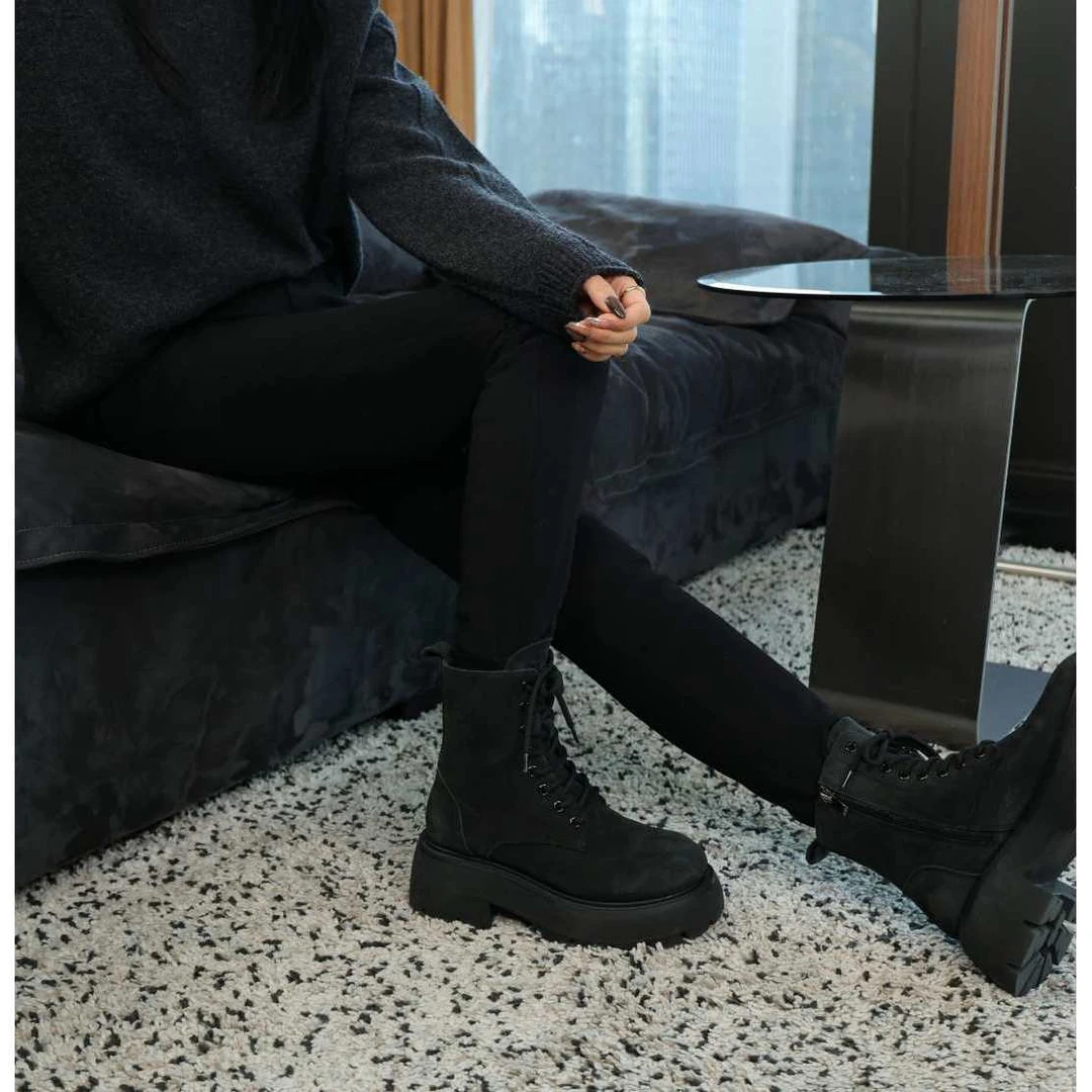 【专柜】秋冬黑色踩脚鹅绒小黑裤T2311DWX566W