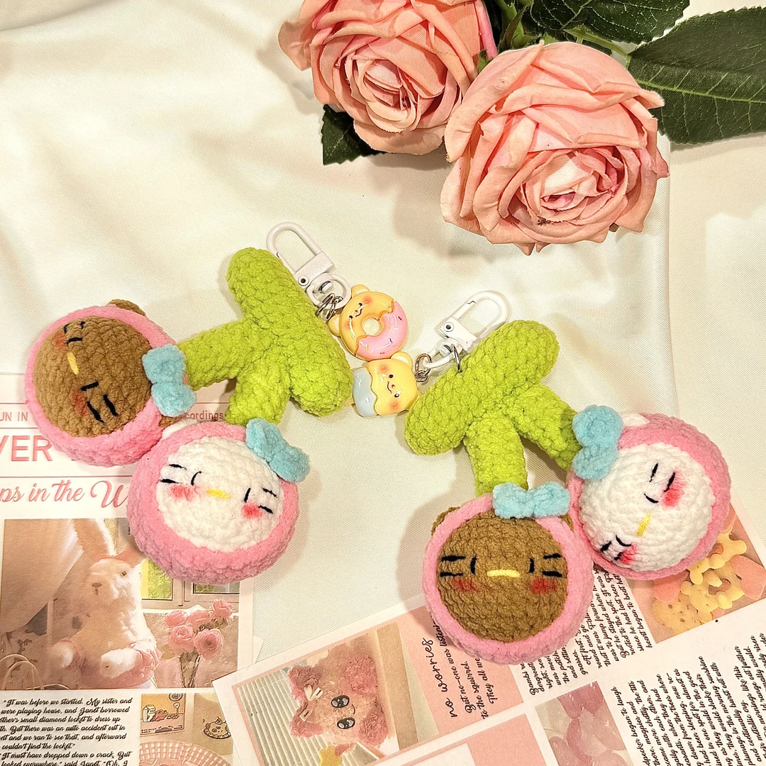 成品手工编织毛线钩织可爱樱桃kt毛线钩针卡通玩偶挂件钥匙扣包挂