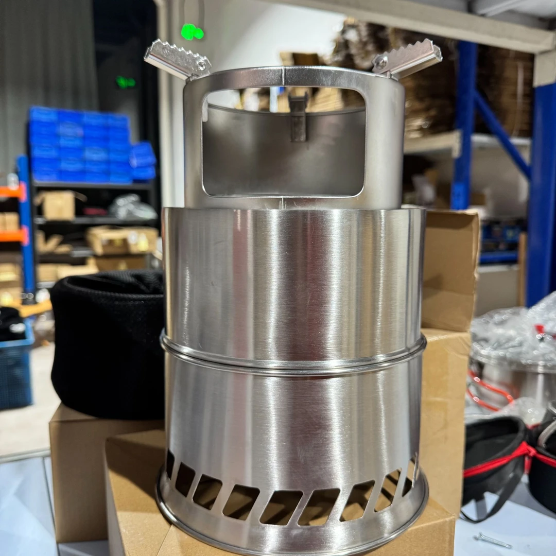 便携不锈钢折叠柴火炉户外野炊露营炉具小巧轻便