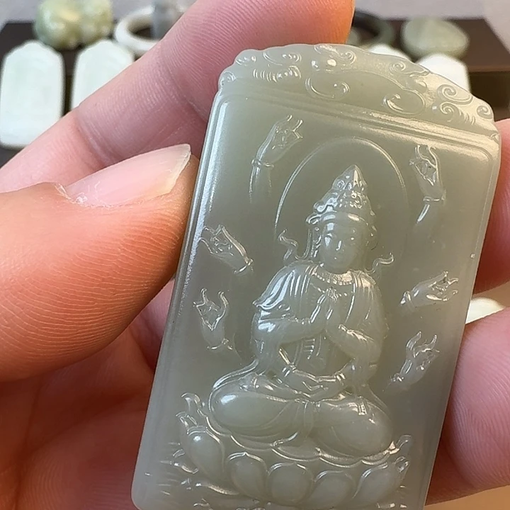 和田玉（糖玉）未镶嵌颈饰