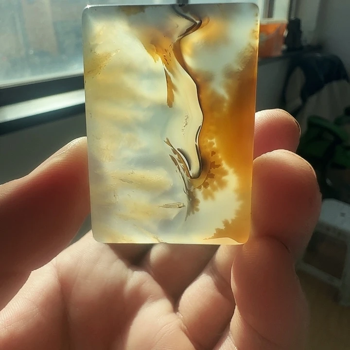 曌***空玛瑙/玉髓未镶嵌珠宝奇石