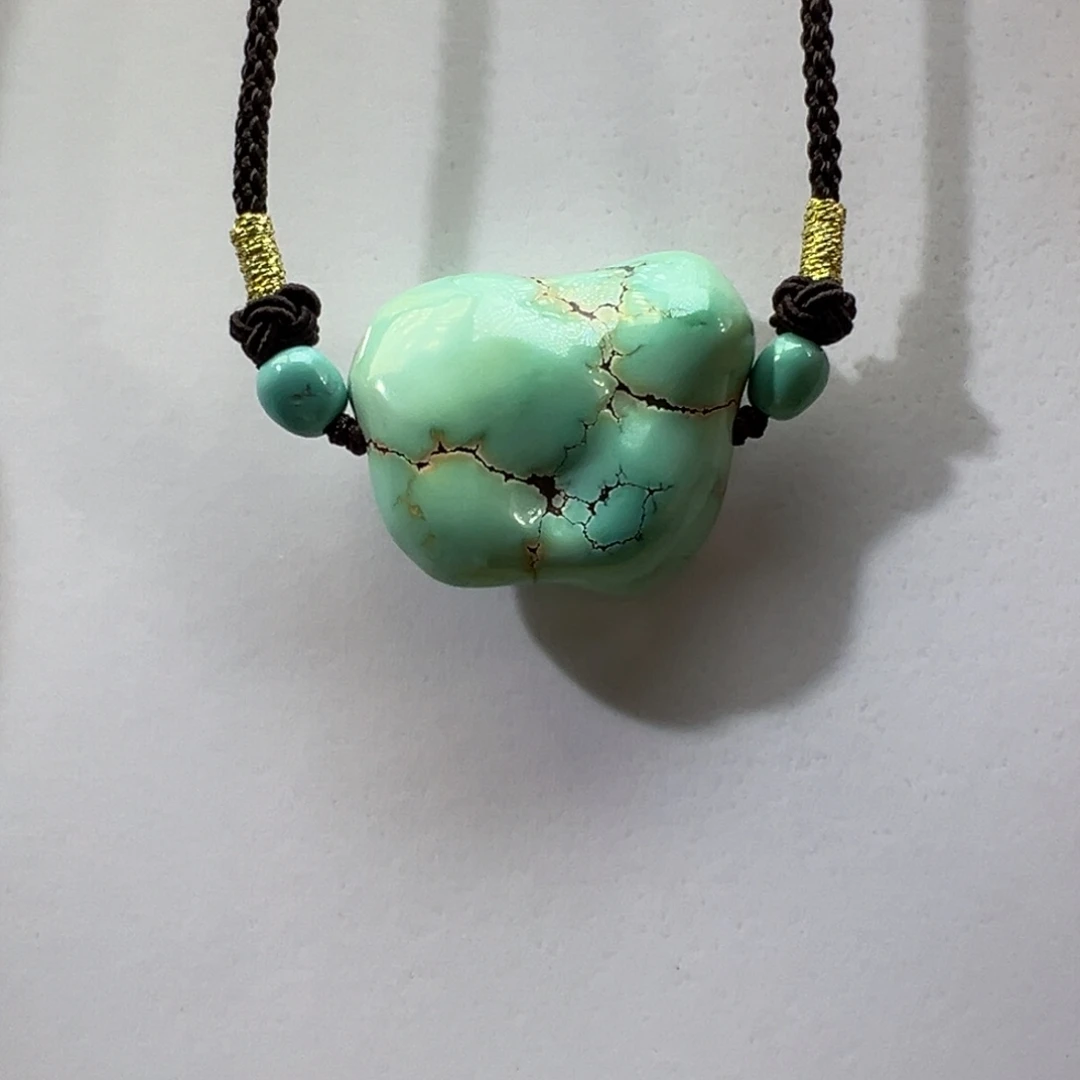 绿松石未镶嵌挂件