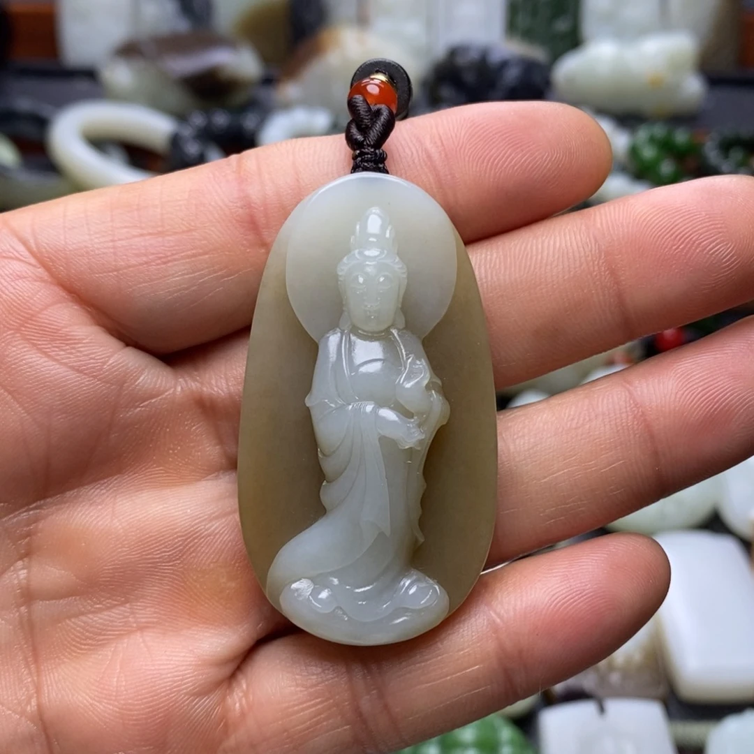 颈饰未镶嵌和田玉