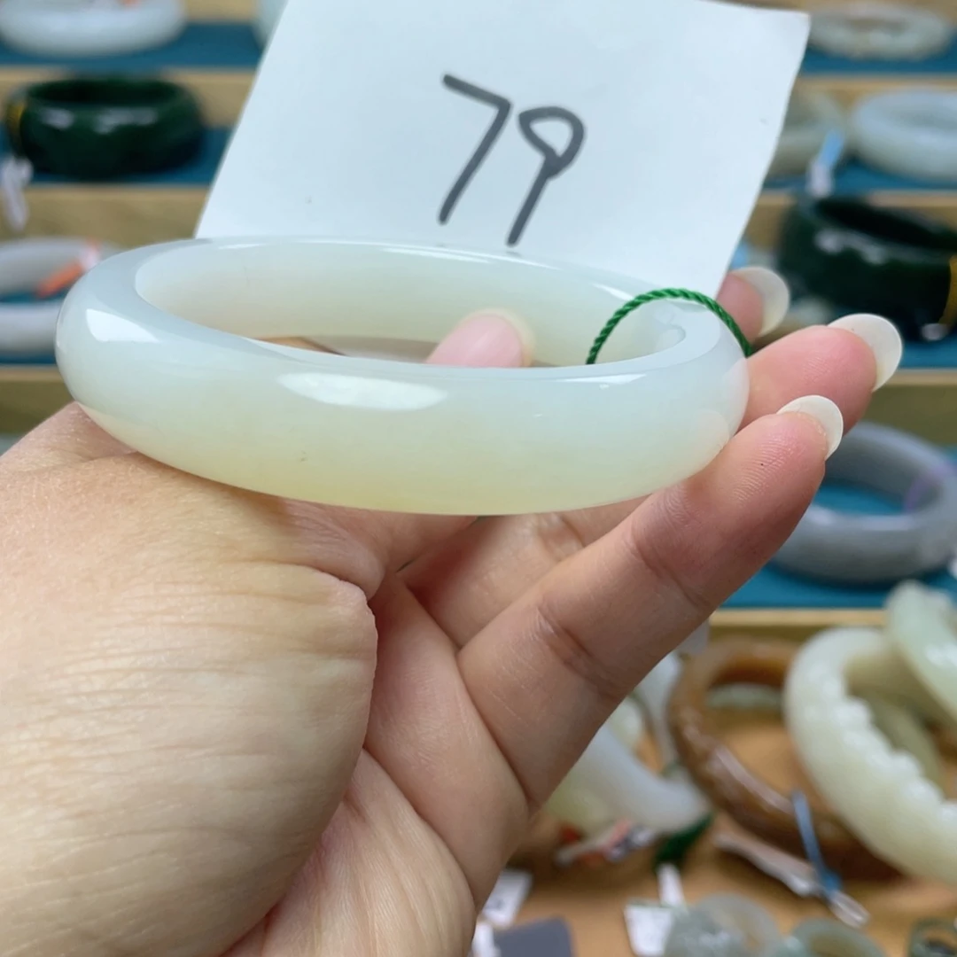 未镶嵌手镯和田玉圈口58