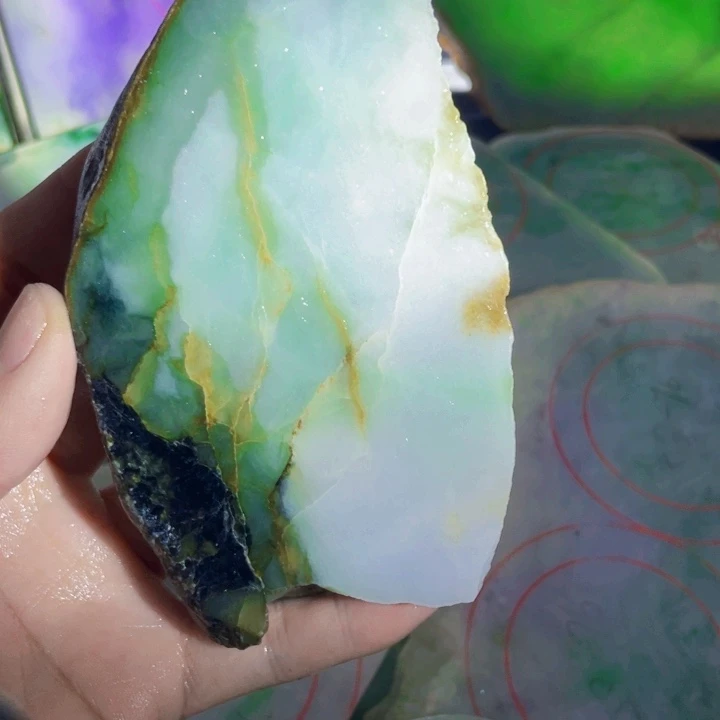 翡翠未镶嵌挂件板料