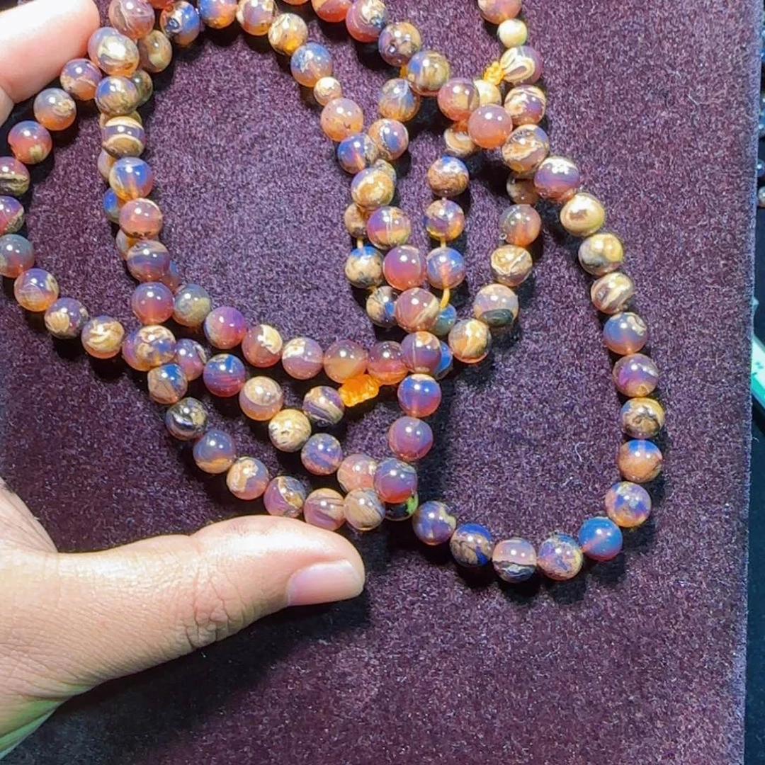 琥珀未镶嵌裸石琥珀了