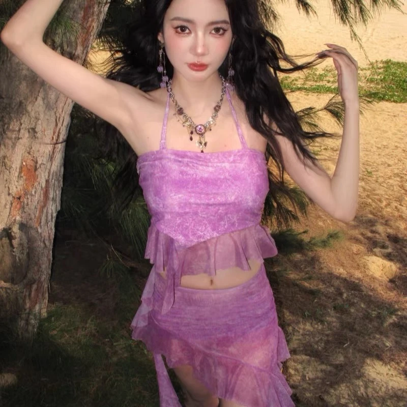 性感百搭挂脖辣妹小众纯欲泳衣