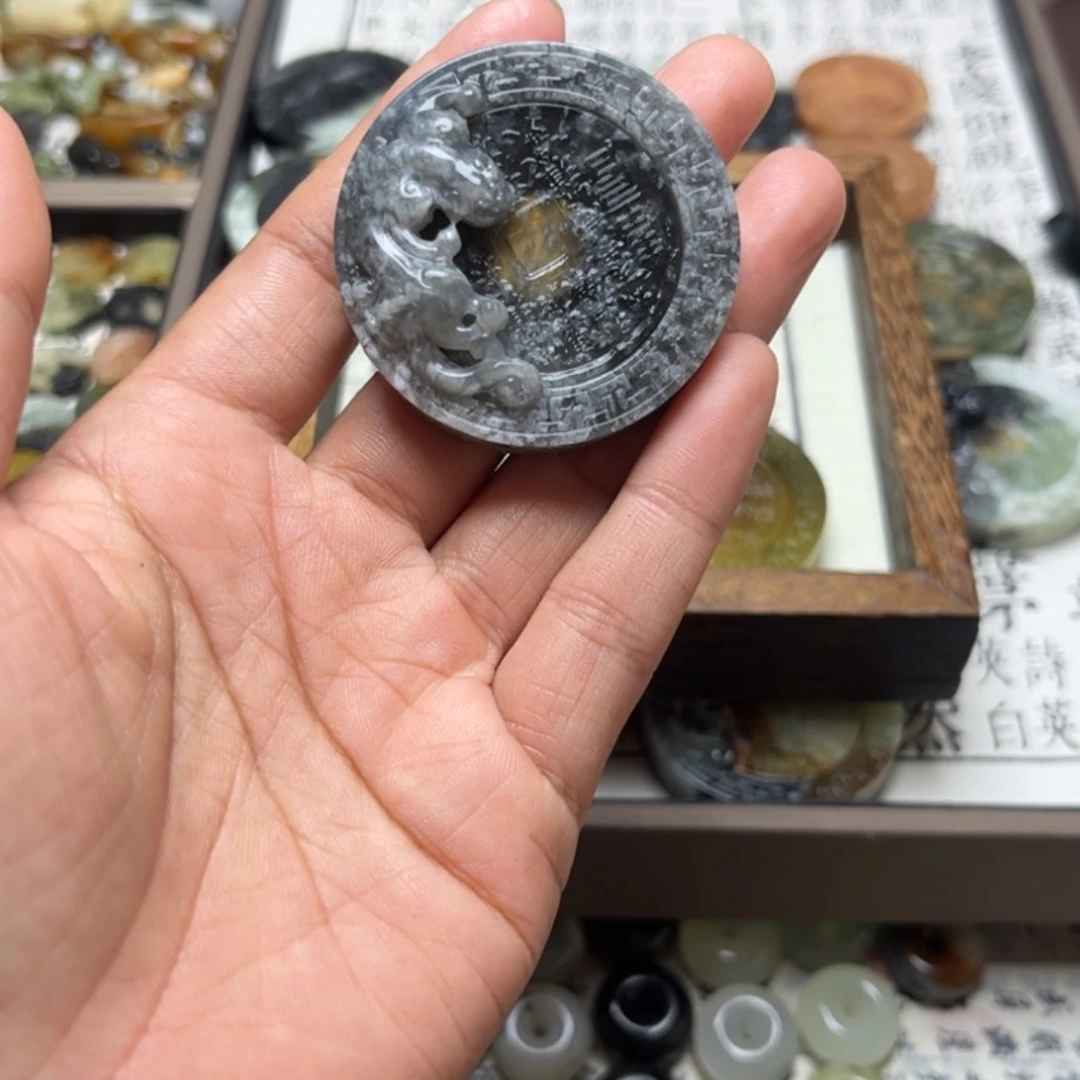蛇纹石玉合金颈饰