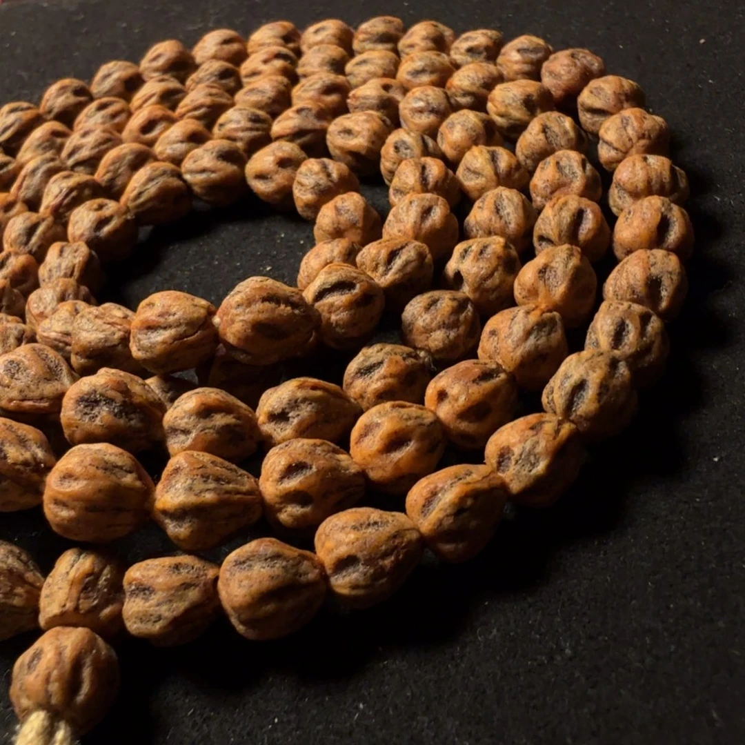 w***w吊坠柏香籽/百香籽