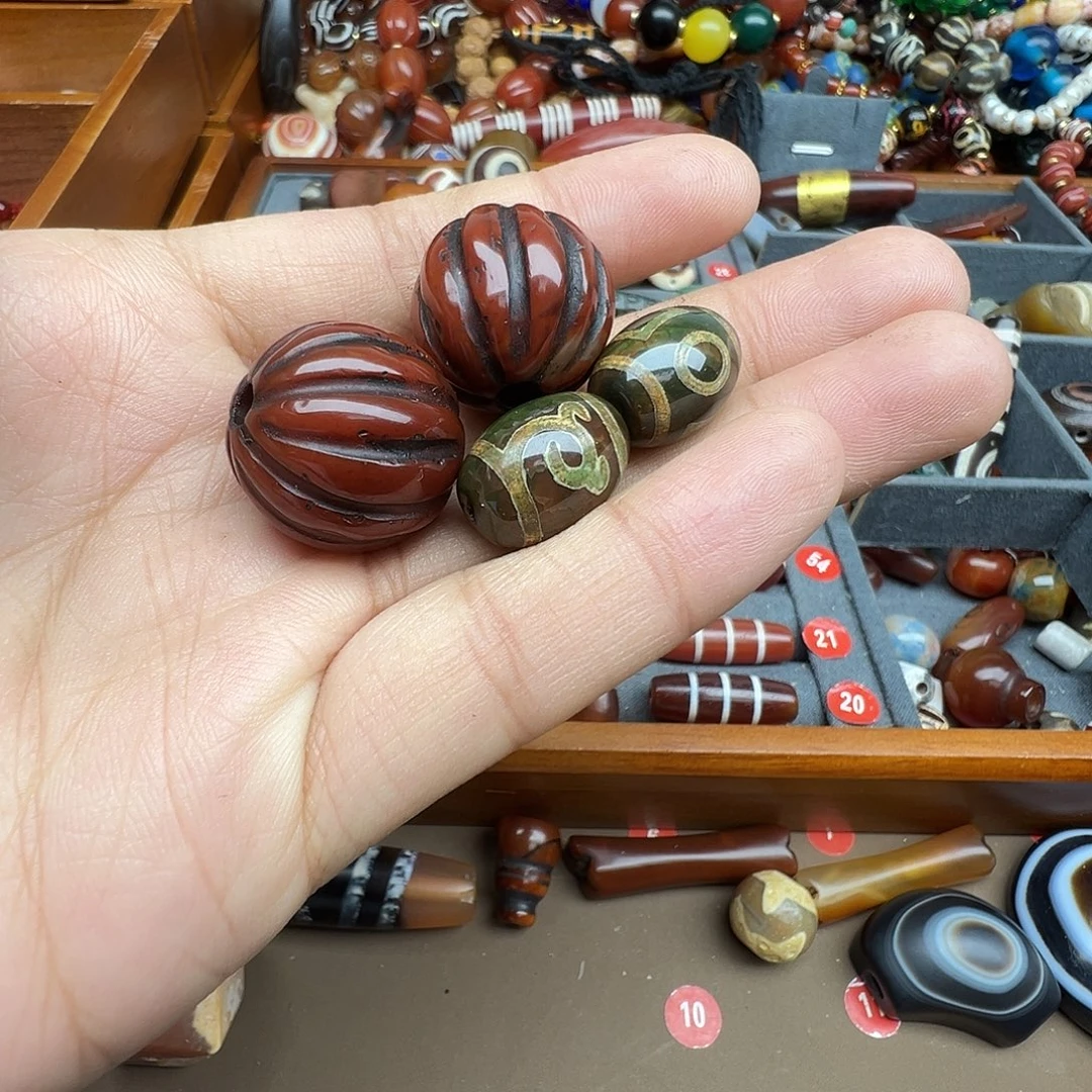 玛瑙/玉髓未镶嵌珠宝半成品