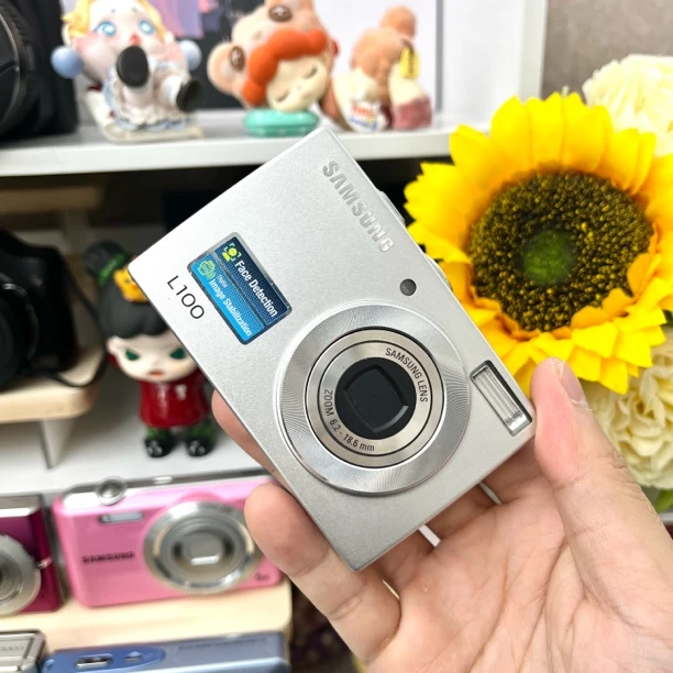 95新 Samsung/三星 三星l100氛围感冷白皮氛围感十足