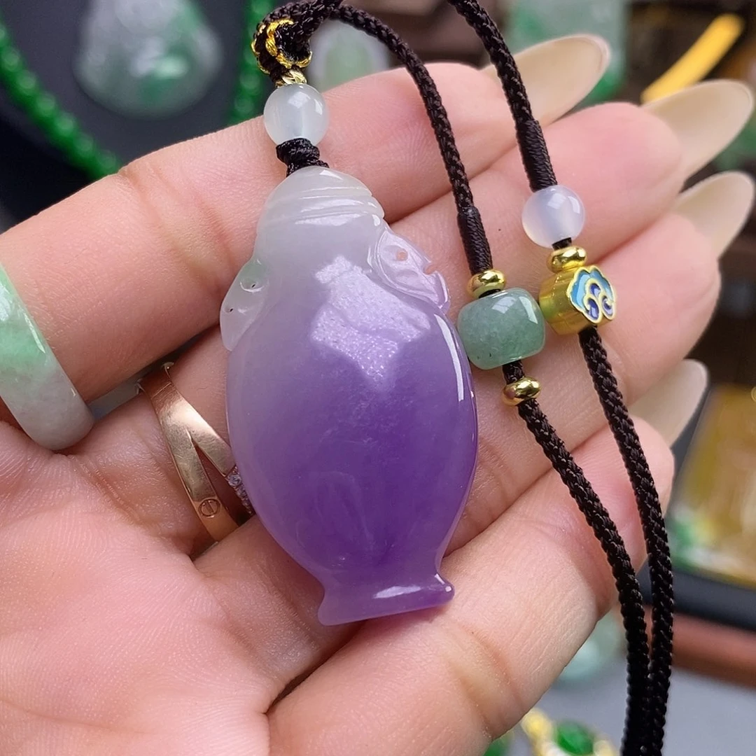 吊坠(赠链)未镶嵌翡翠