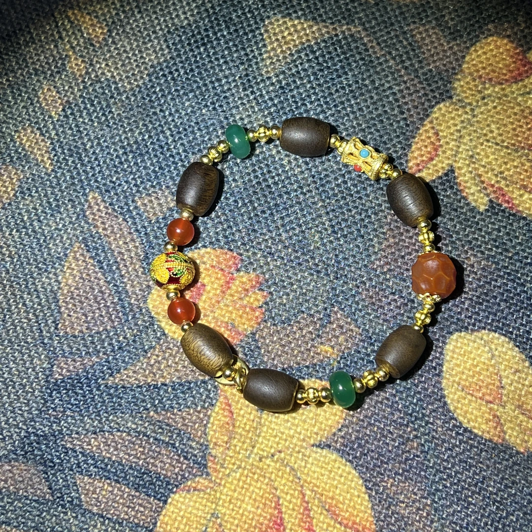 增香沉香木J0145 精品手串有礼盒