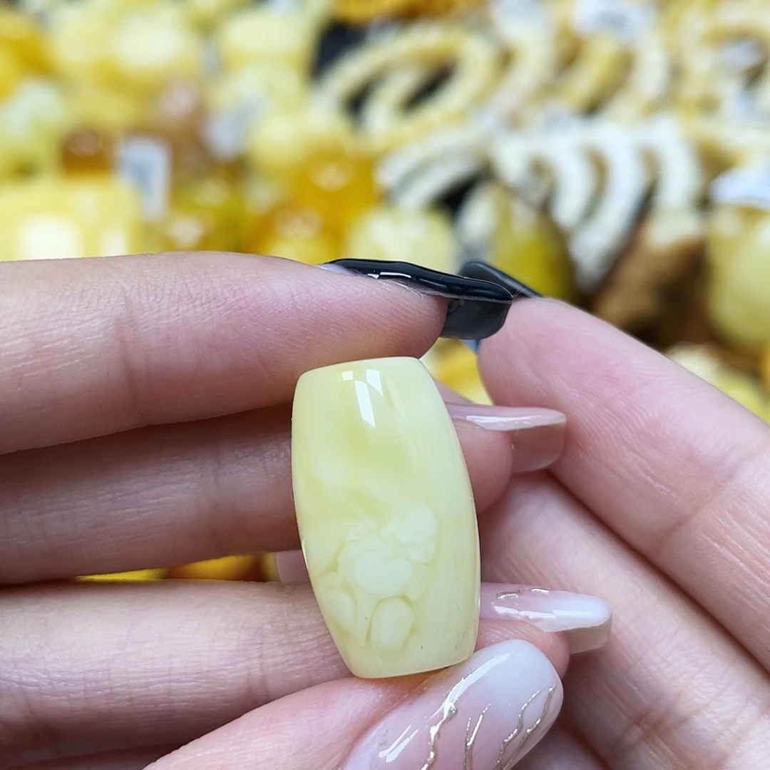 琥珀未镶嵌裸石22.4*12.9mm蜜蜡桶珠