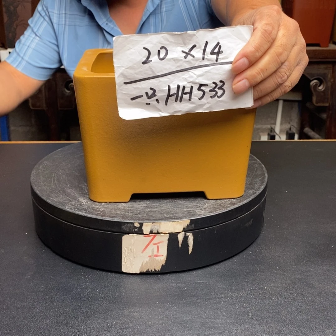 紫砂花盆货号一只HH533