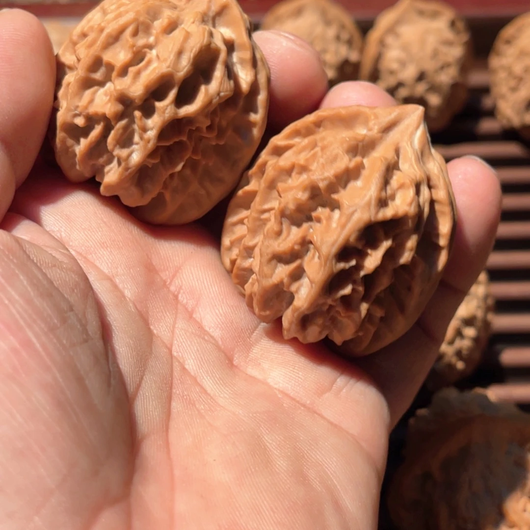 大***圣吊坠文玩核桃嘎嘎嘎嘎