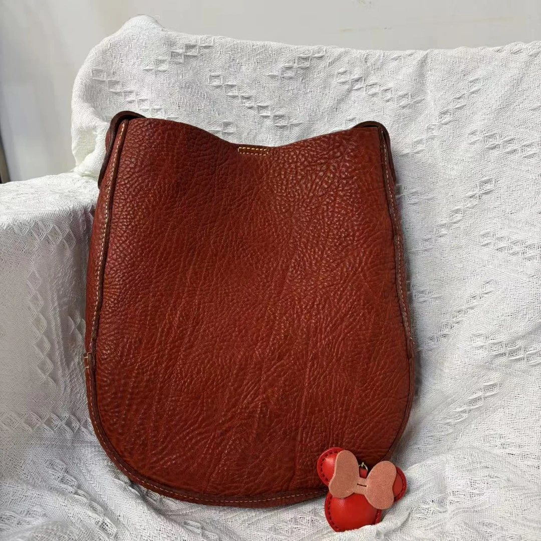 头层牛皮 简约百搭大气 牛颈纹一桶金 单肩休闲斜挎包水桶包