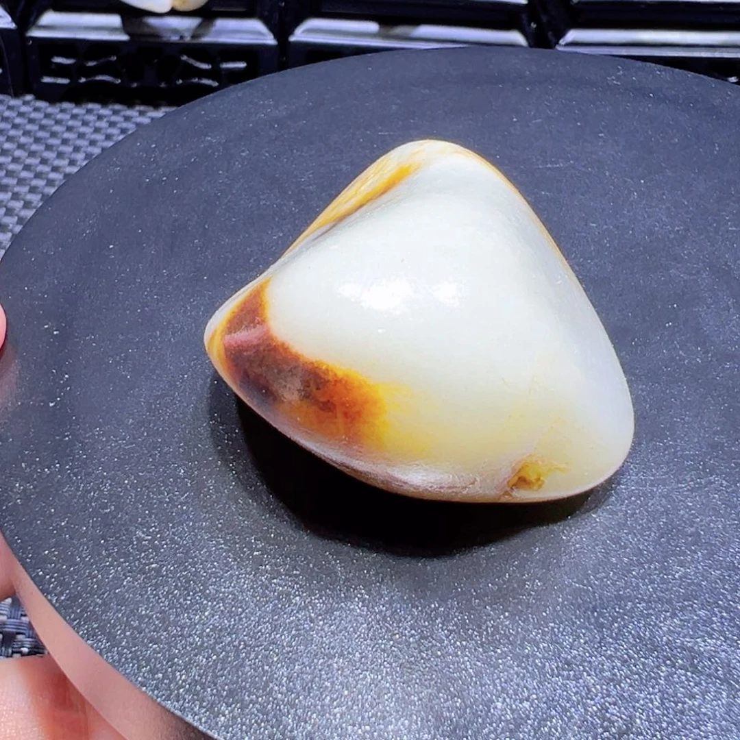 和田玉（子料）未镶嵌颈饰74克-29