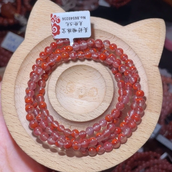 南红玛瑙未镶嵌4咪紫底飘红2442