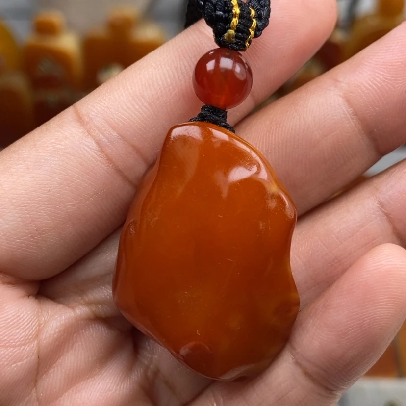 【闪购商品】琥珀颈饰未镶嵌
