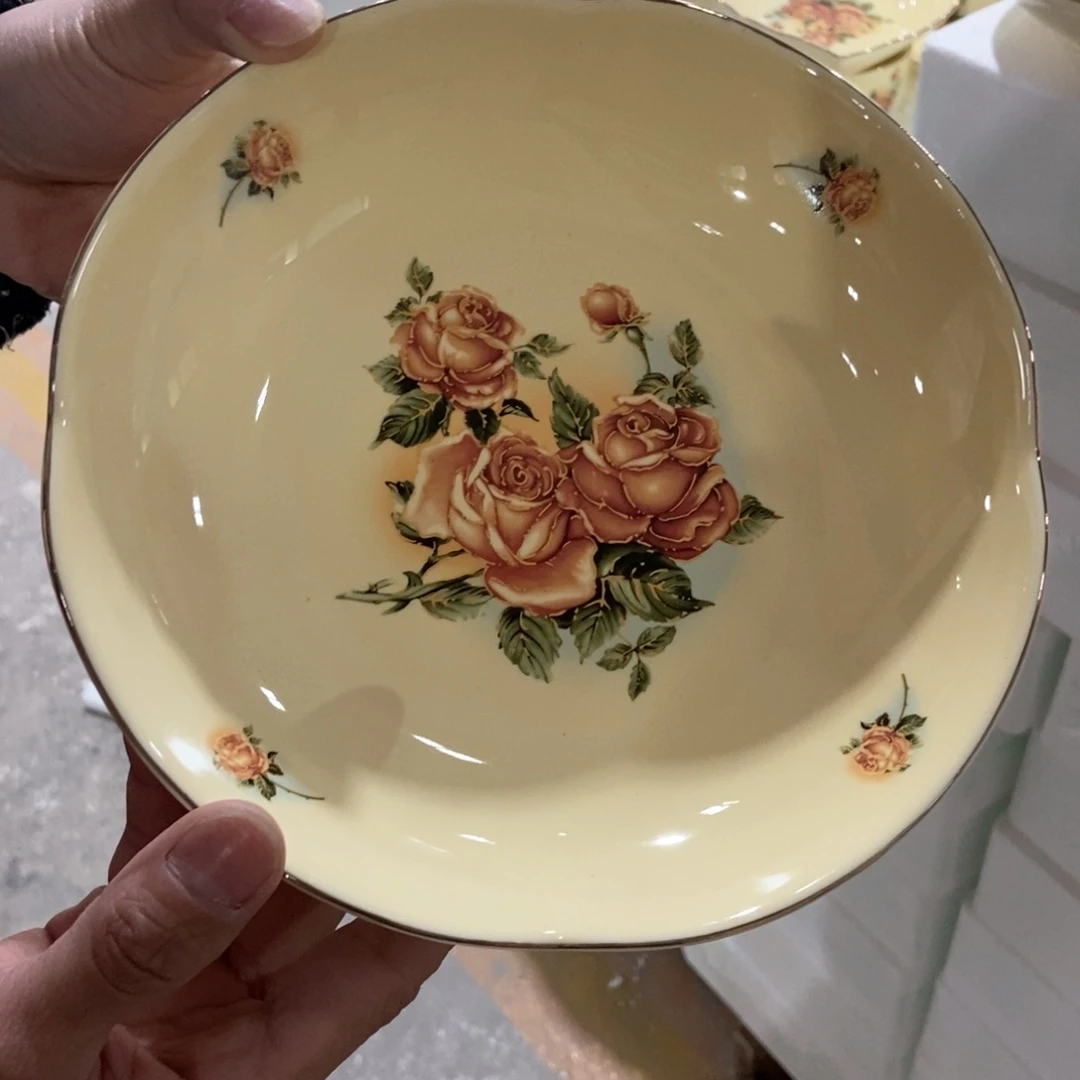 星博陶瓷…………………………………………2个7寸