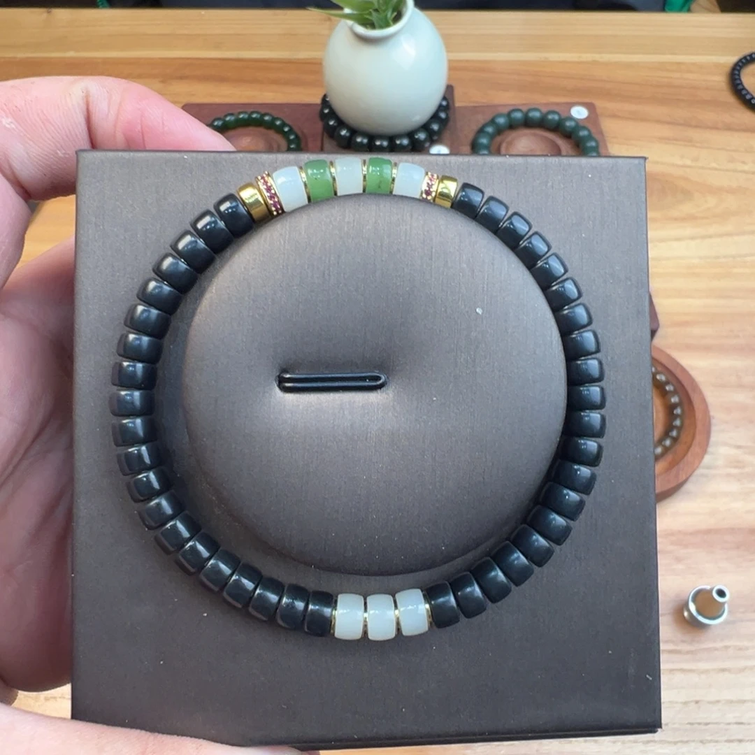 和田玉未镶嵌手链