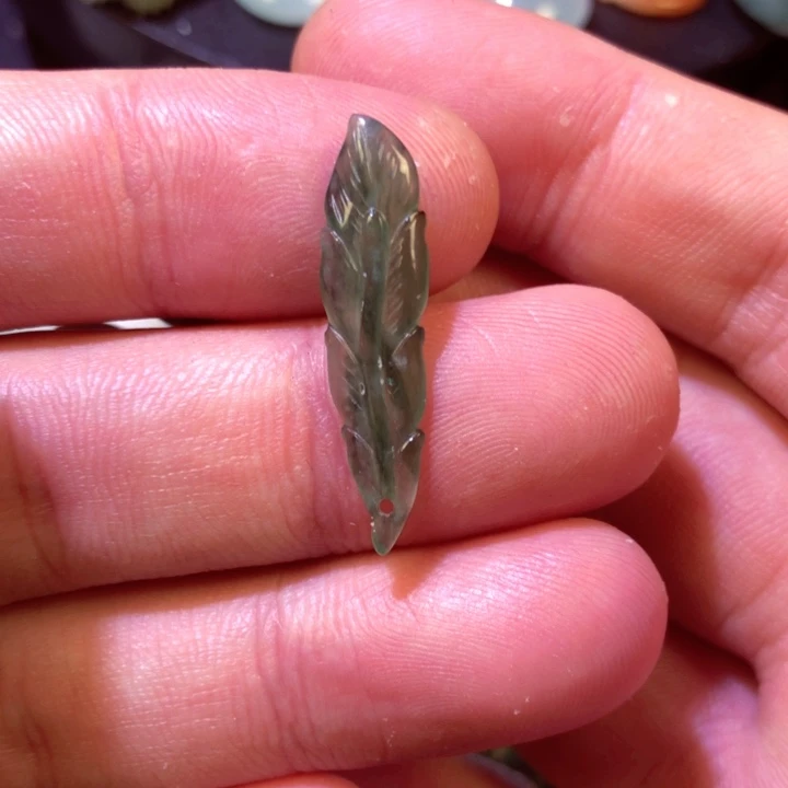 翡翠未镶嵌颈饰天然a货翡翠