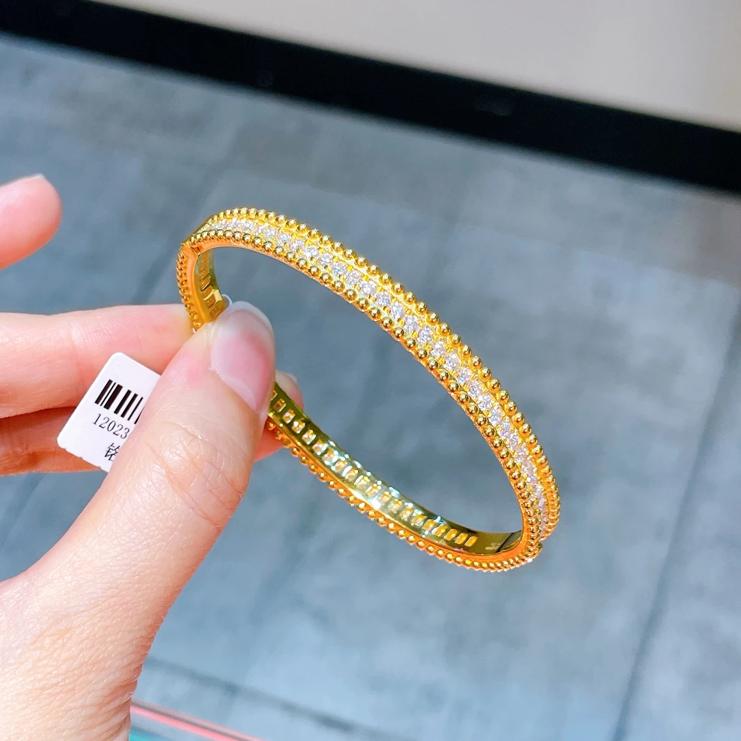 【铭记】足金999 镶嵌莫桑贵妃卡扣手镯