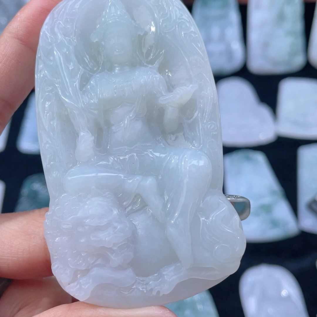 颈饰未镶嵌翡翠文殊