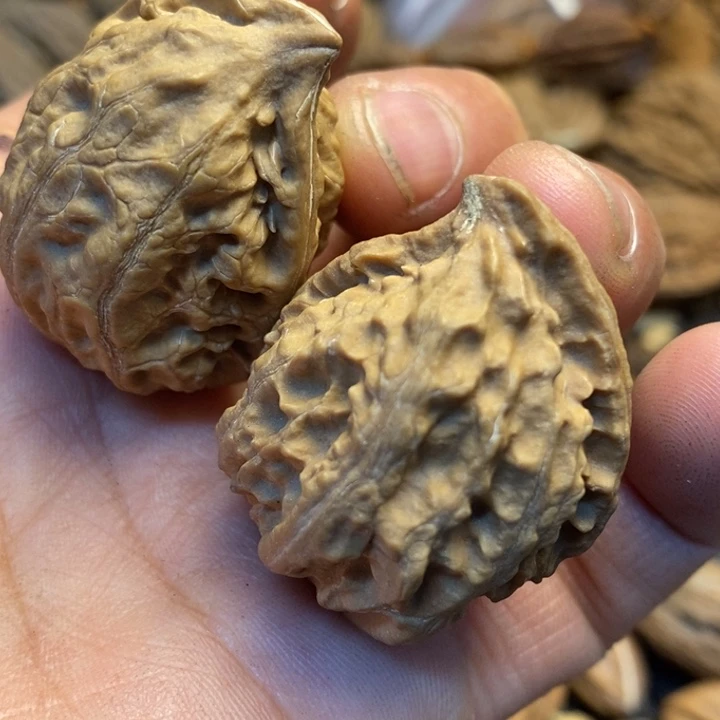 文玩核桃吊坠娜姐134