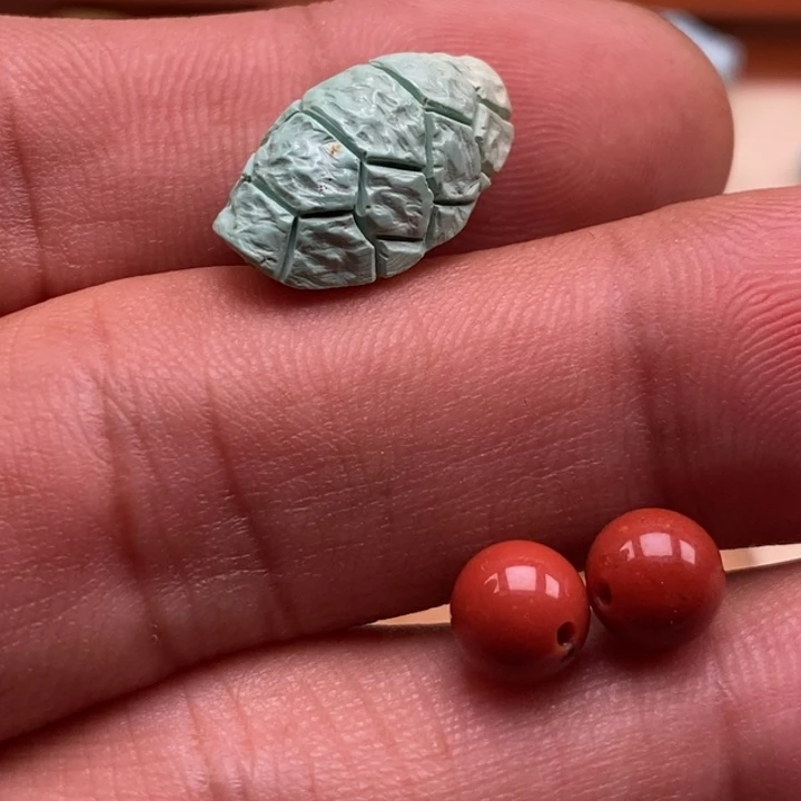 玖***玥南红玛瑙未镶嵌珠宝半成品