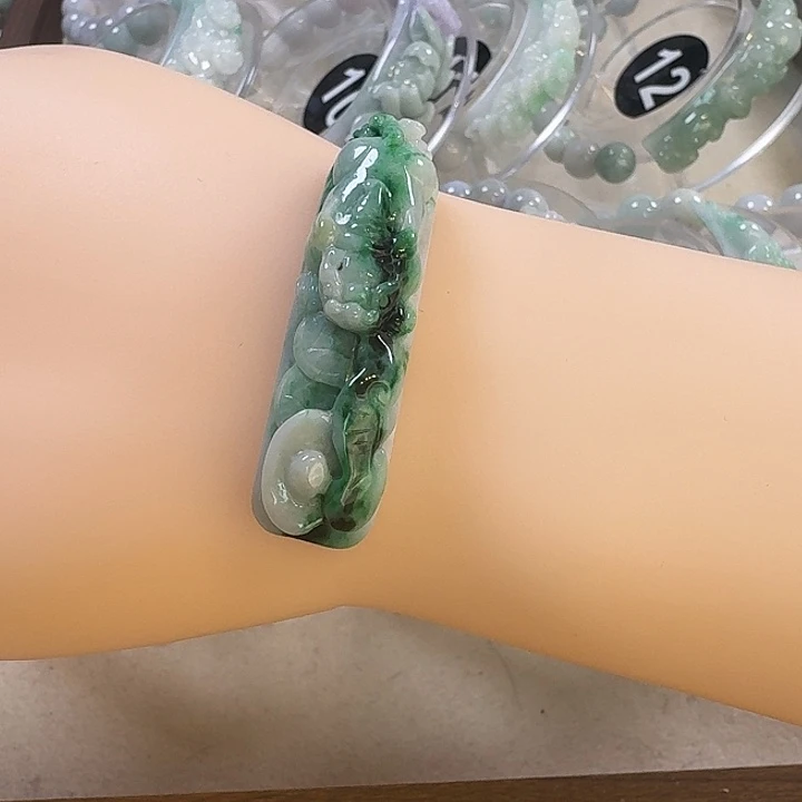 翡翠未镶嵌手链5458