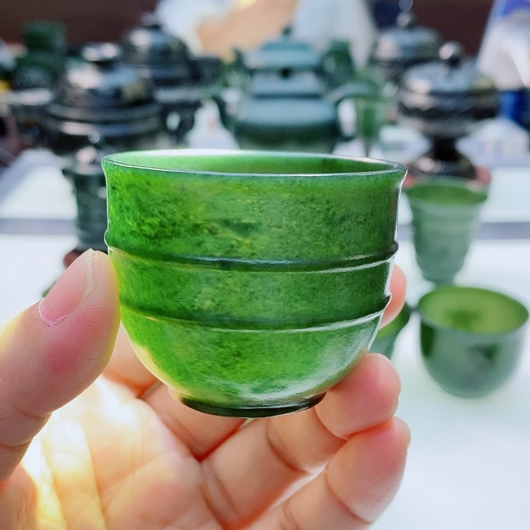 未镶嵌和田玉（青玉）摆件微瑕