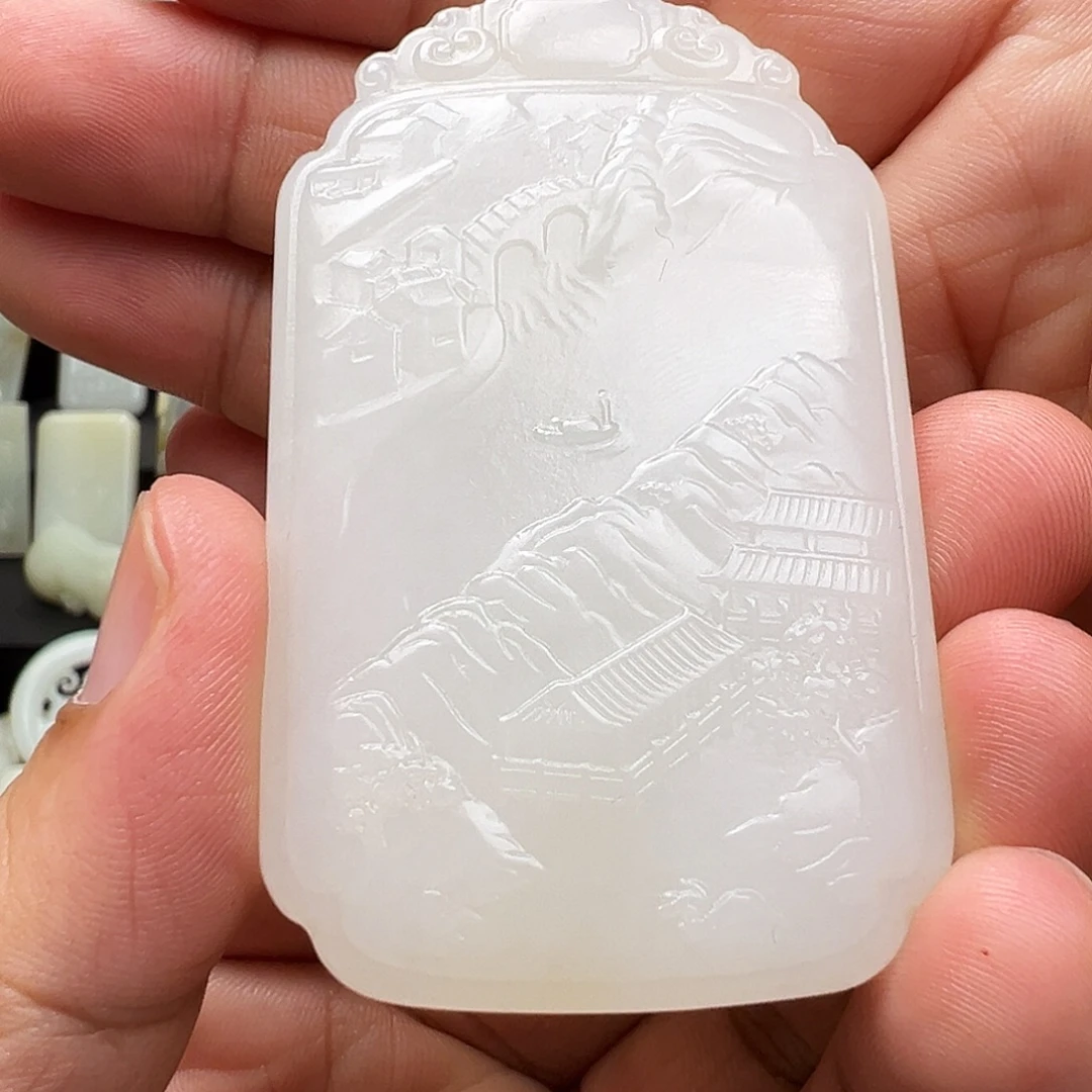 和田玉未镶嵌颈饰